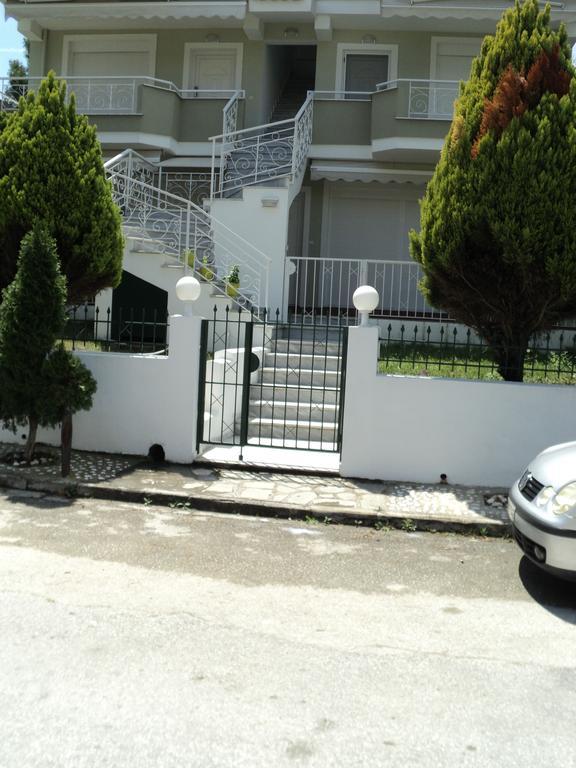 Serenada Apartment Nea Iraklitsa Zewnętrze zdjęcie